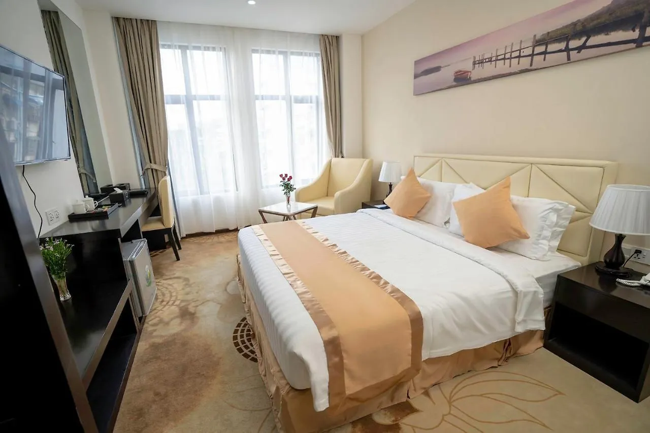 Hotel Sanchaung Yangon 3*,