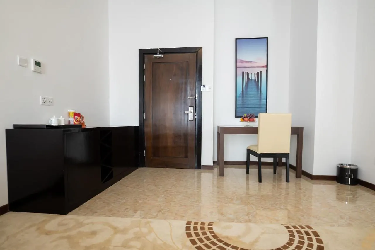 Hotel Sanchaung Yangon 3*,